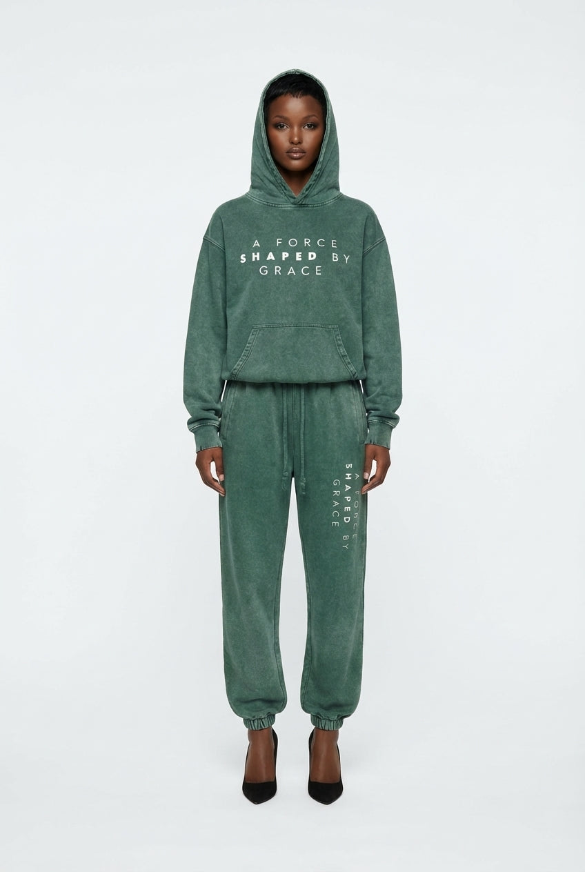 A force shaped by grace set