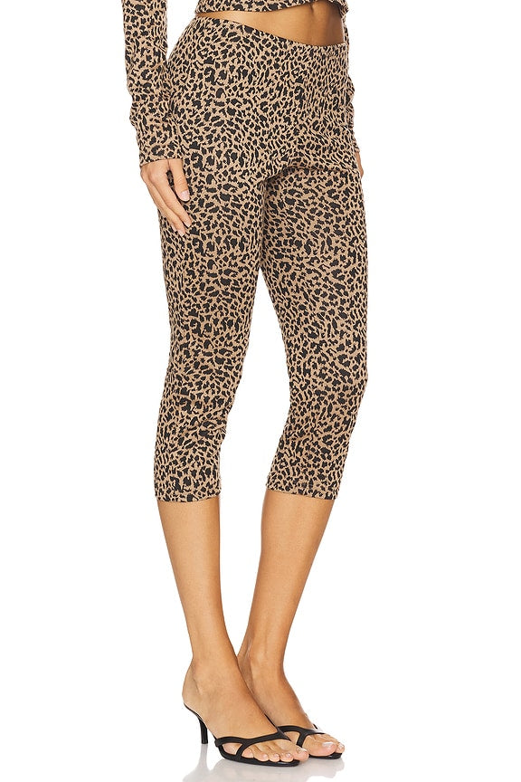 x REVOLVE Capri