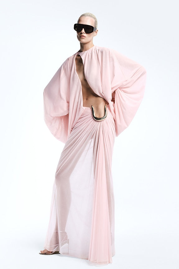 ABENDKLEID LEORA
