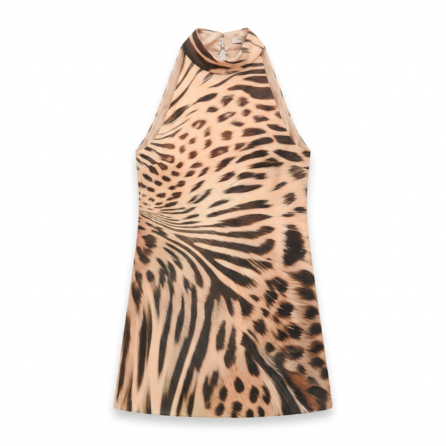 Ghost mannequin Hover Image