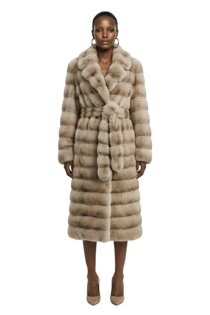 [PRE-ORDER]  Champagne Veil Faux Fur Coat