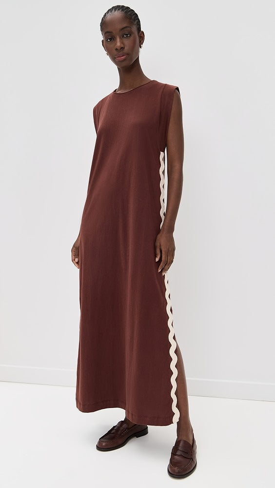 Dress With Wavy Detail