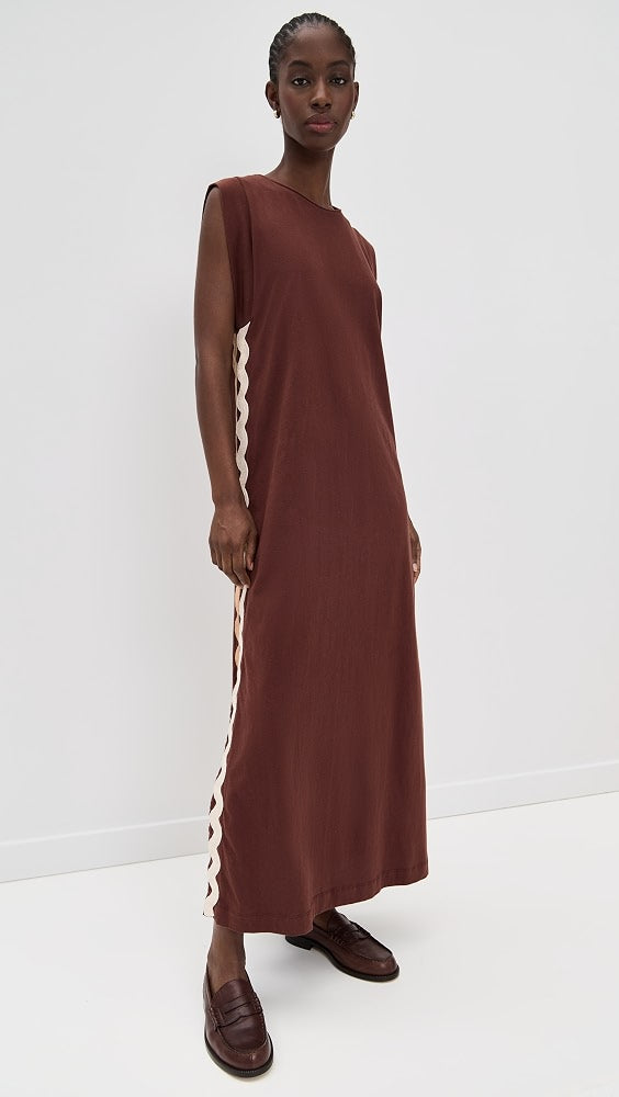 Dress With Wavy Detail