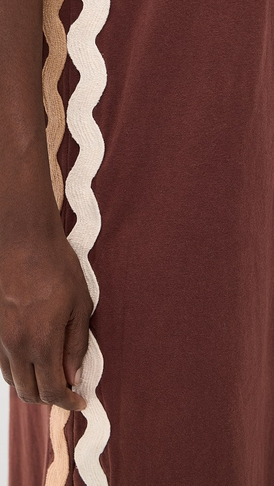Dress With Wavy Detail